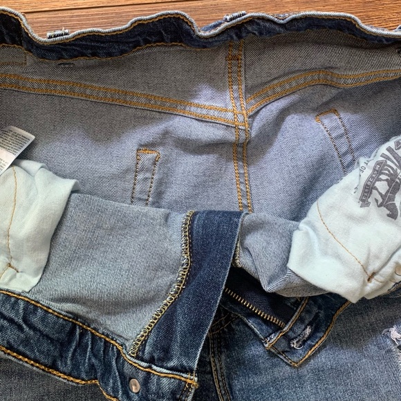 Levi's 412 Slim Shorts Mens Size 42 Blue Distress Fray 9" Inseam Denim Jeans - Picture 4 of 12